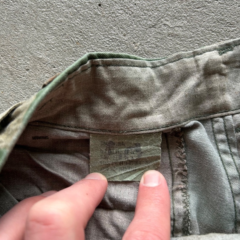 Vintage 80s US Army Cargo Pants Size 30x30 Brown Green Woodland Camo Trousers - Picture 2 of 11